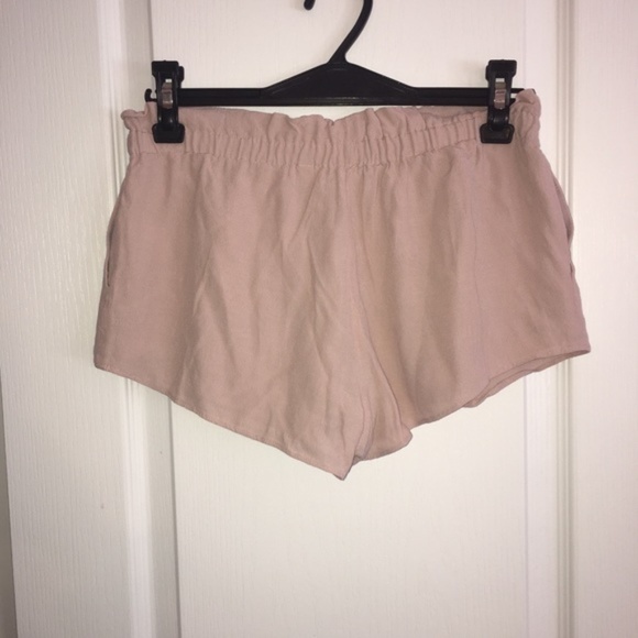 Aritzia Wilfred brand pink shorts - Picture 3 of 5